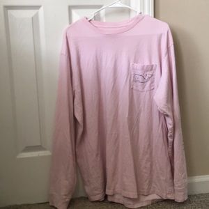 LG vineyard vines T-shirt